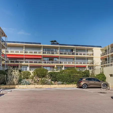 아파트 Le Grand Large-6 By Interhome